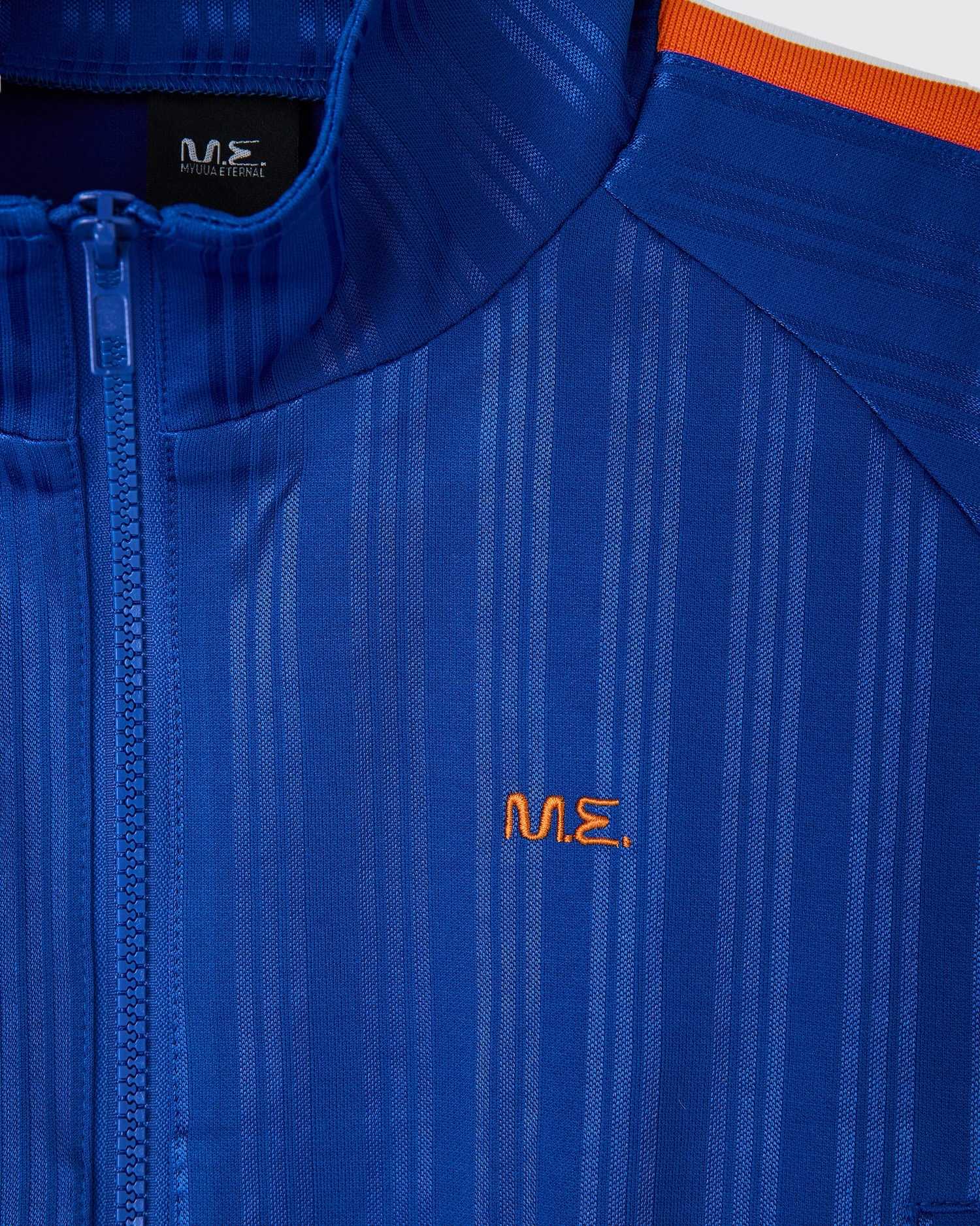 スポーツ JKT BLUE